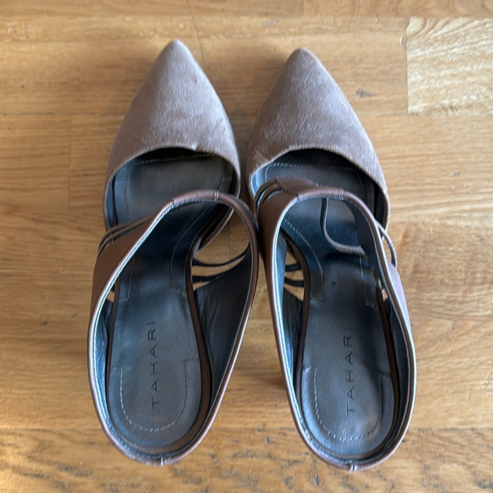 Elie Tahari Brown Katrina Heels 8M